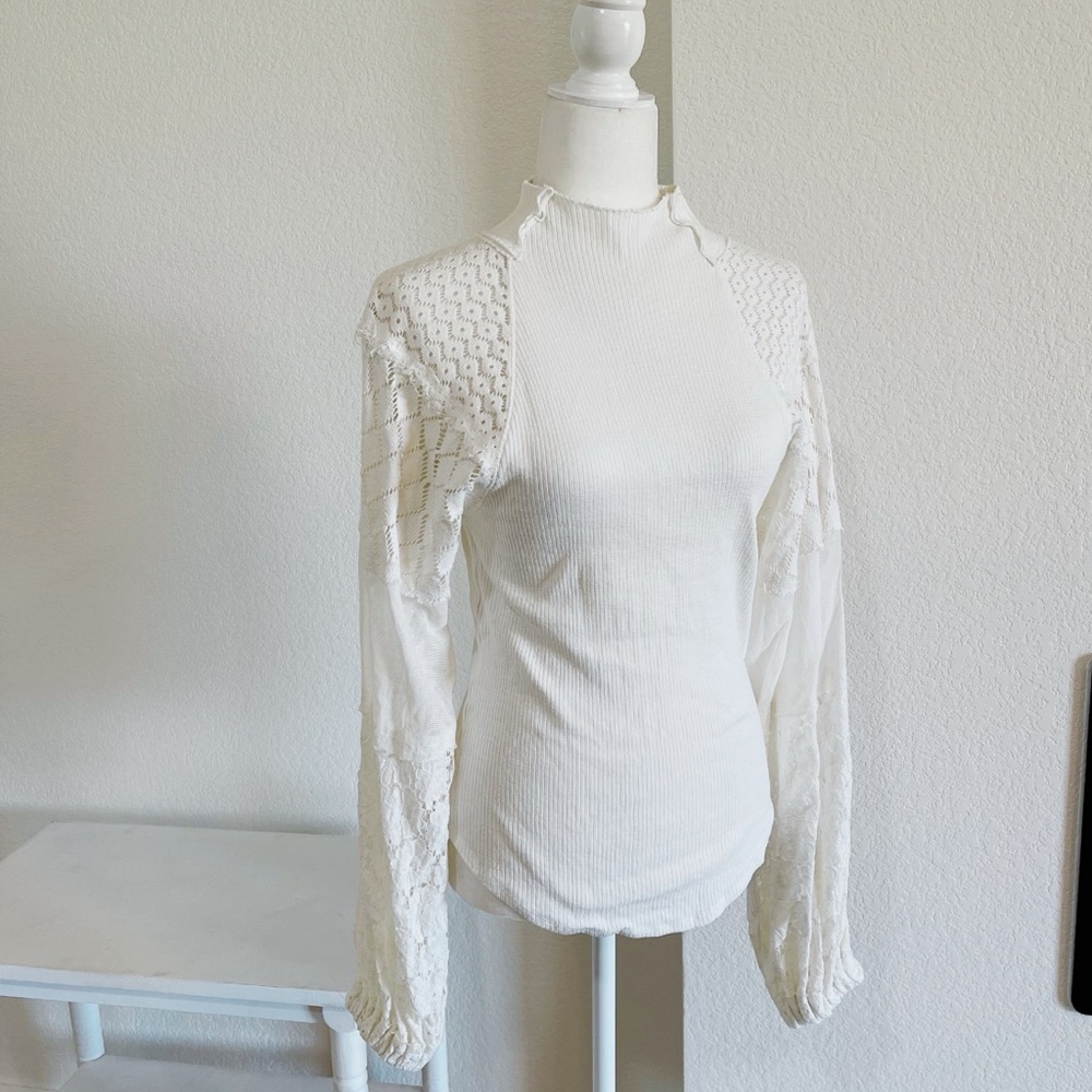 Free People Women’s Cream Long Sleeve Top Size Medium Boho Casual